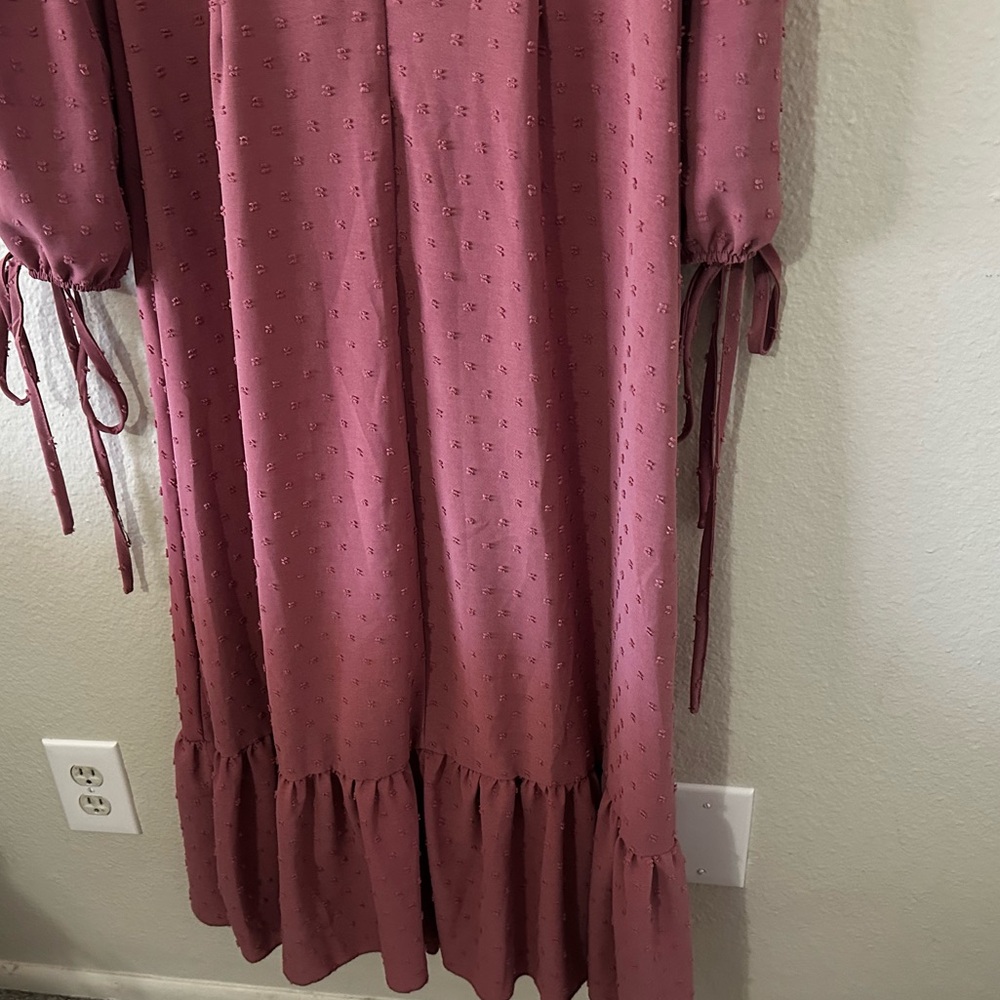 🌻3 for $13🌻 SHEIN | EUC Blush Swiss Dot Embroidered Dress Long Sleeve Size M - Picture 8 of 10
